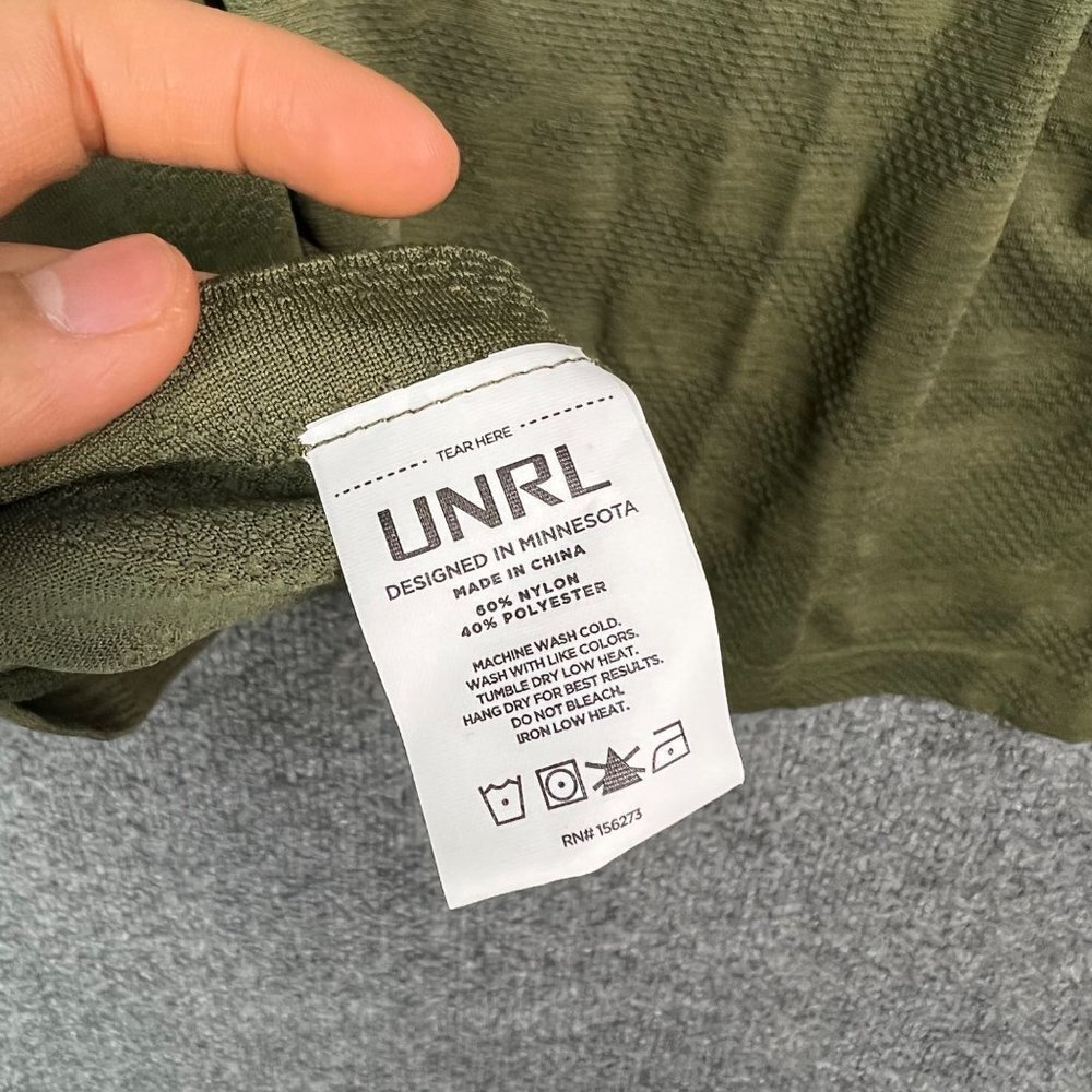 NEW $78 UNRL Green Camo 1/2 Zip Sweater Rival Quarter Zip Men's Size Small‎ - Picture 8 of 8